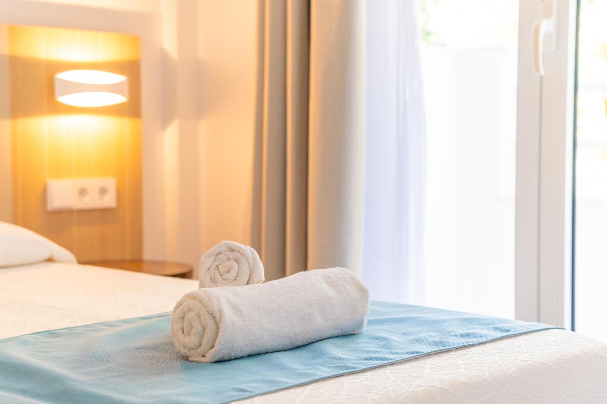 Apartamentos Massanet كانياميل المظهر الخارجي الصورة